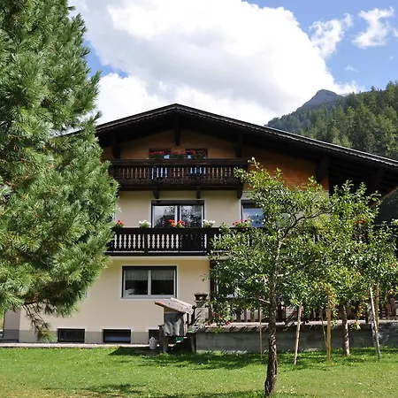 Haus Freispitzblick Bach (Tyrol)