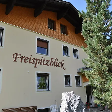 Daire Haus Freispitzblick Bach (Tyrol)