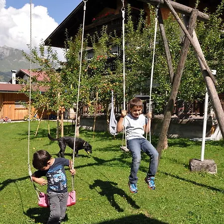 Daire Haus Freispitzblick Bach (Tyrol)